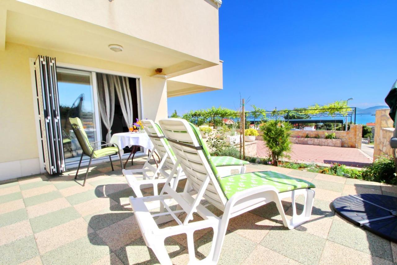 Apartments Gusti Drače Cameră foto